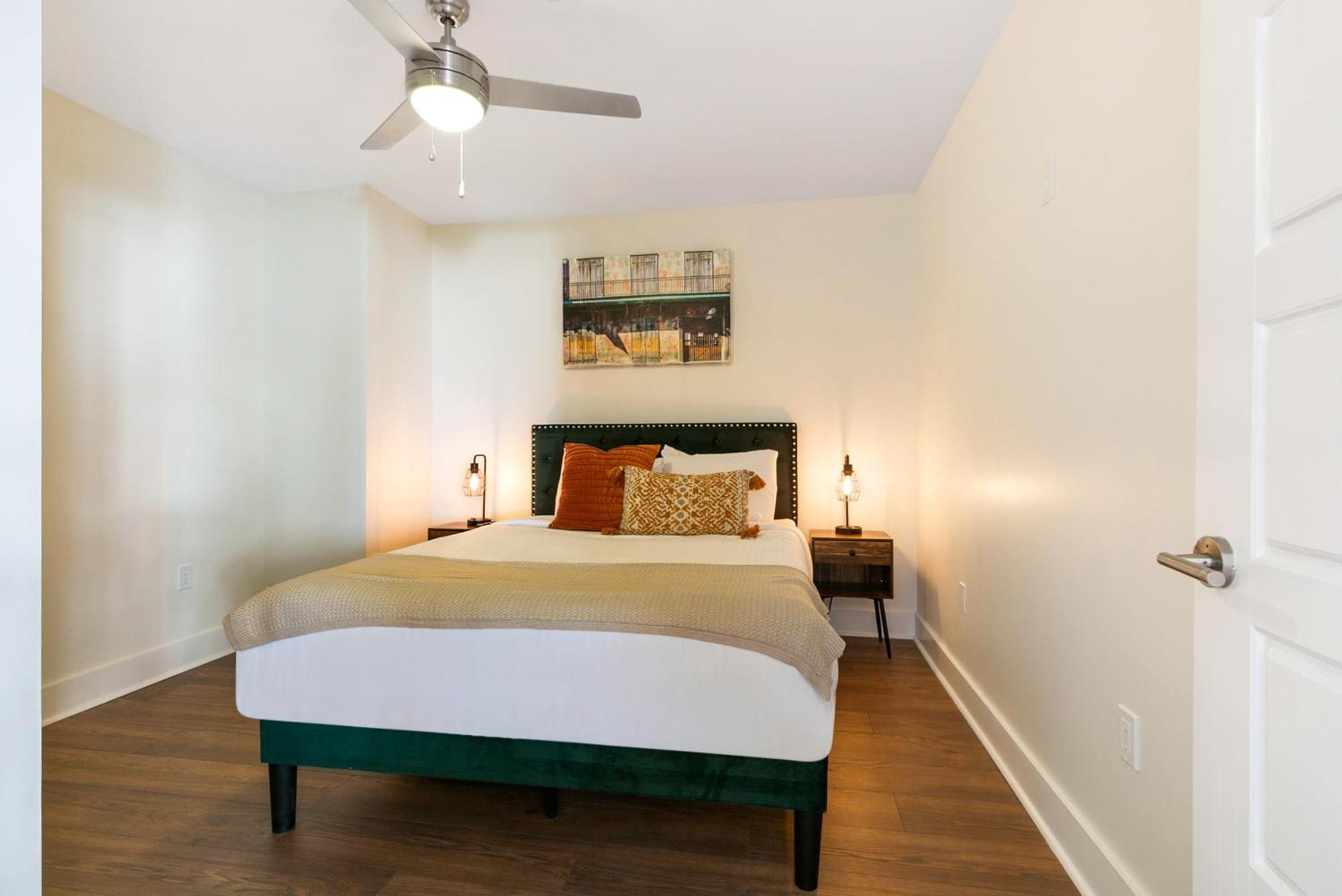 Modern & Fully Furnished Apartments In The Heart Of The City Новый Орлеан Экстерьер фото